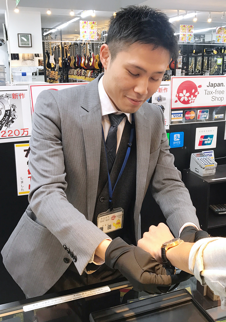 男性スタッフの服装