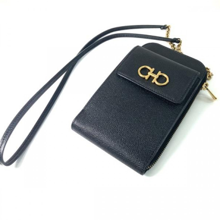 バッグ（ヴィトン以外）フェラガモ 買取【買取価格公開中